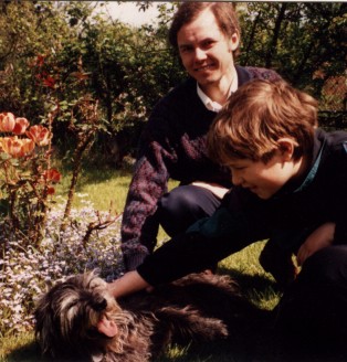 dad_nick_cyril.jpg (40561 bytes)
